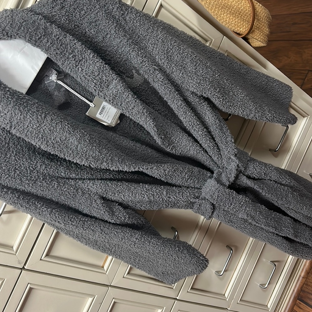 Barefoot dreams robe